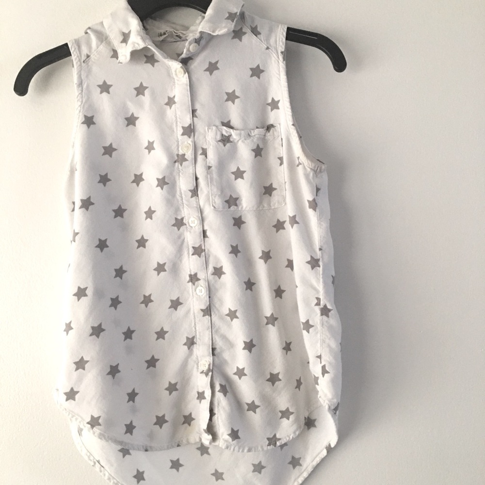 H&M sleeveless button up top size 10